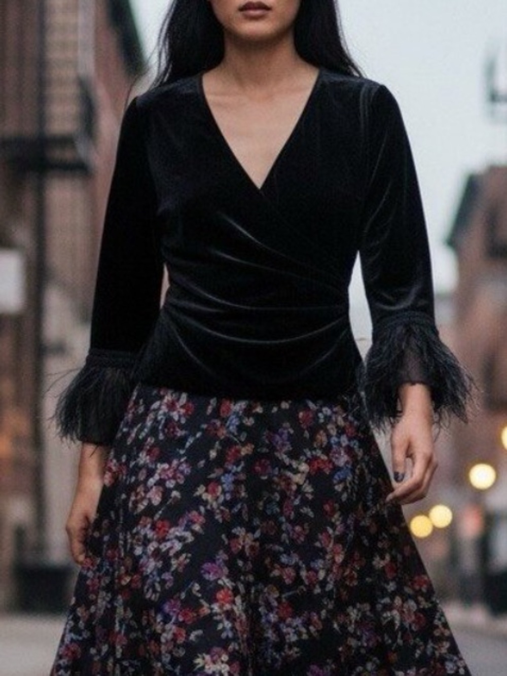 VTG Cachet Velvet Feather Sz S V-neck Castlecore Regency Whimsigoth Black Top